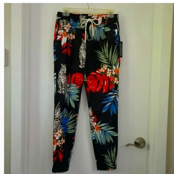 ELWOOD Snow Leopard Print Tropical unisex Joggers with Drawing XS - Picture 1 of 7
